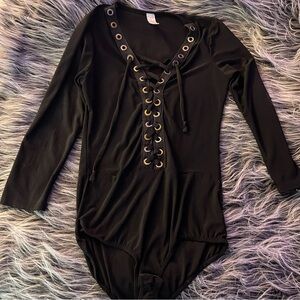 Black and Gold Lace Up Bodysuit 🖤